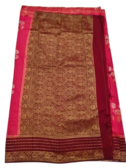 Light Red Checks Flower Design With Maroon Rich Border - Image 3