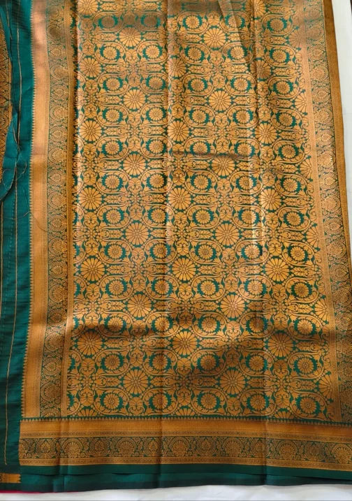 Rani Pink Kanjivaram Silk Saree With Green Colour Rich Border - Image 3