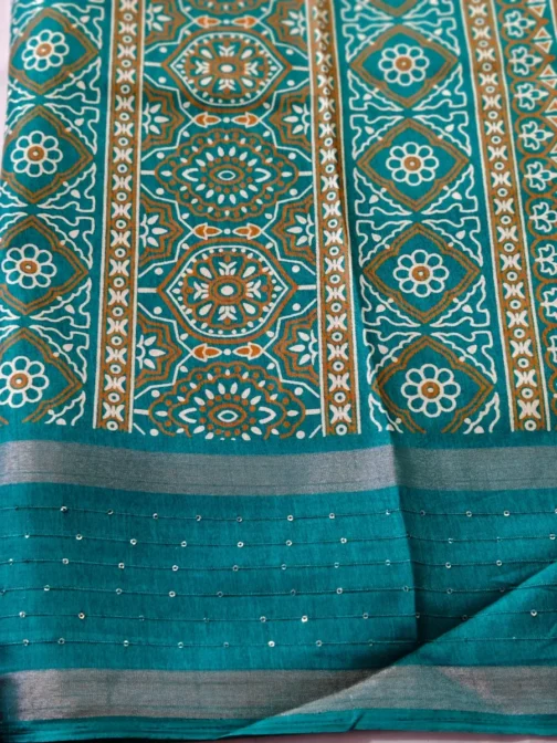 Rama Green Dola Silk Saree With Sequence Work Border - Image 2