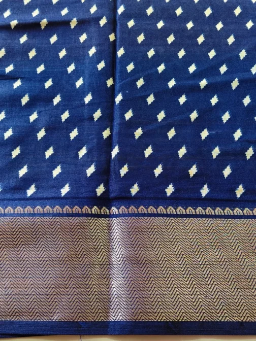 Dola Silk Saree Blue And Cream Stripes Design With Zari Border - Image 3