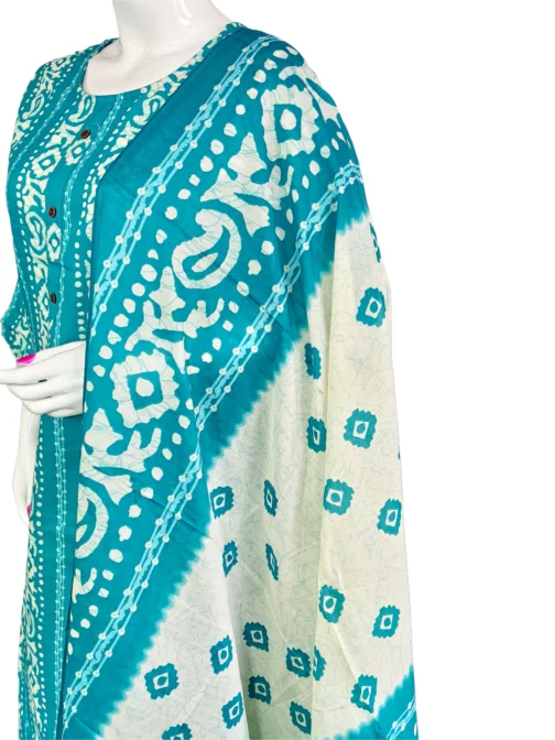 Cotton rama green and white batik print 3 pcs kurti set - Image 2