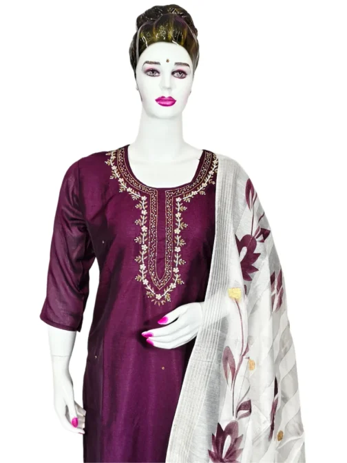 Dark wine color and white pinted  3 pcs kurti set with hand work - Image 4