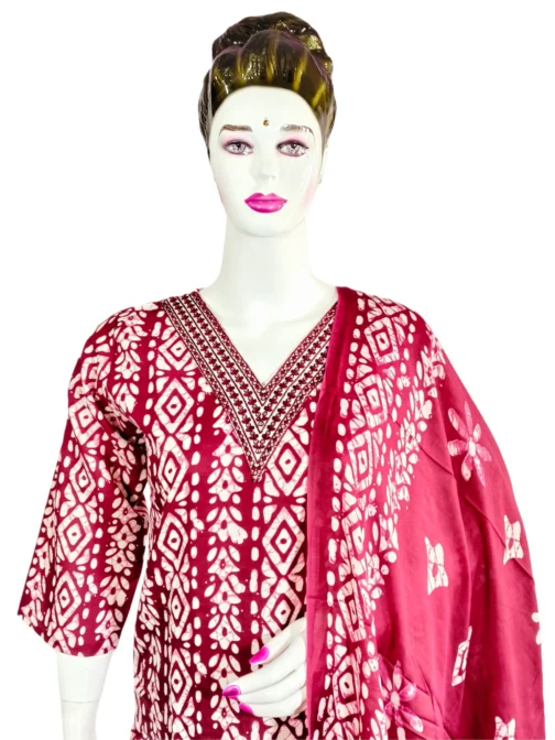 Maroon and white v neck with work batik print 3 pcs kurti set - Image 3